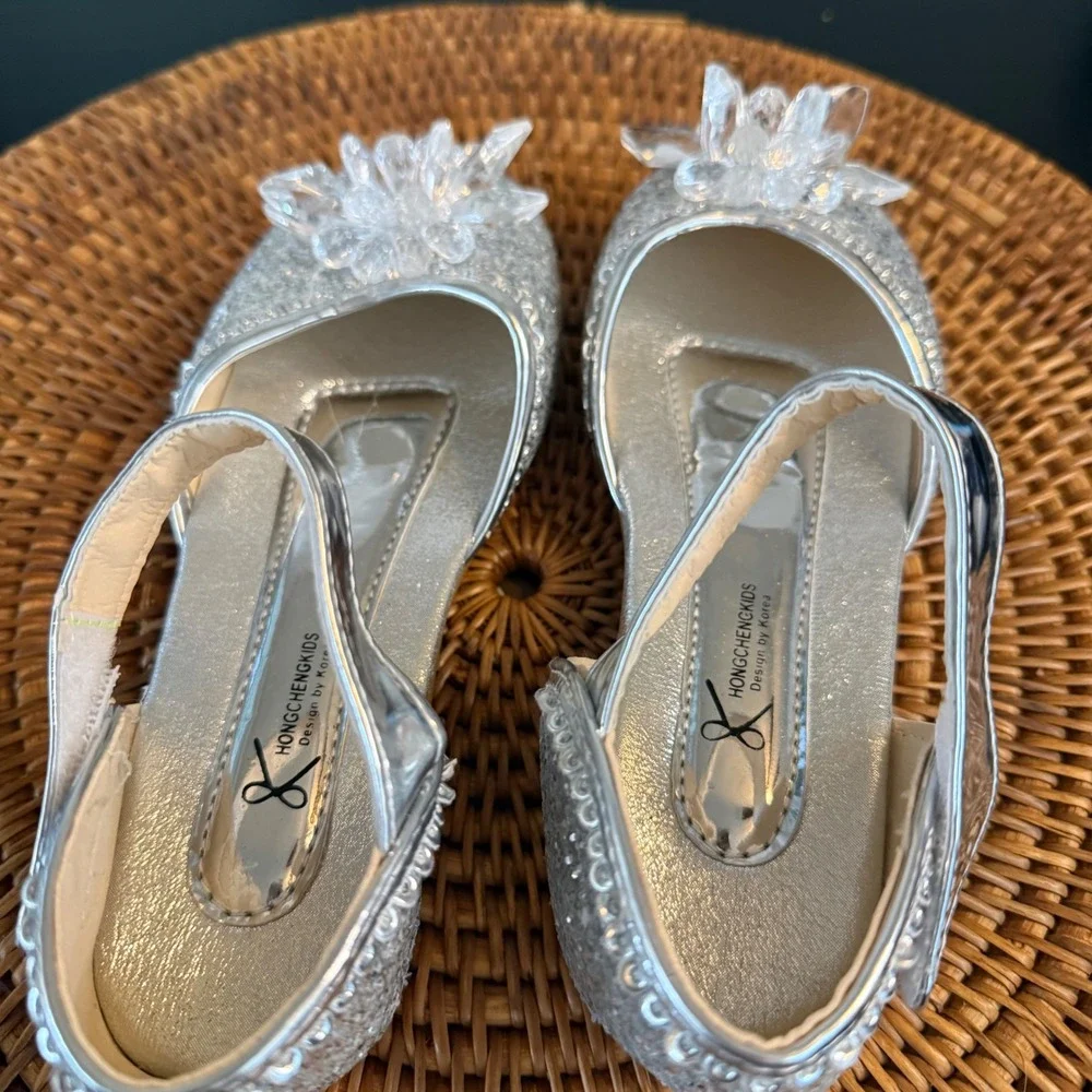 Hongchenkids Silver‎ Glitter princess Crystal Dress Shoes Girls Low Heel Size 34